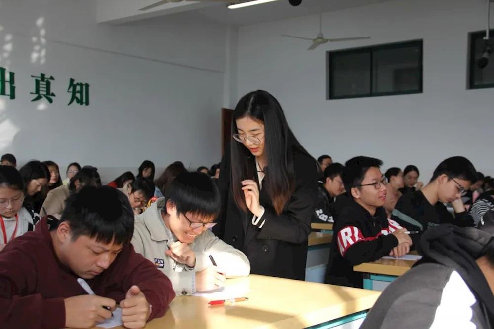 2dd331f0d9cd4dd58eaf98a77f63149c.jpg 2dd331f0d9cd4dd58eaf98a77f63149c.jpg