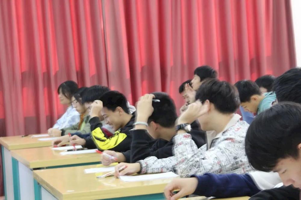 587d866513754b5ab0be9380e91e1b5e.jpg 587d866513754b5ab0be9380e91e1b5e.jpg