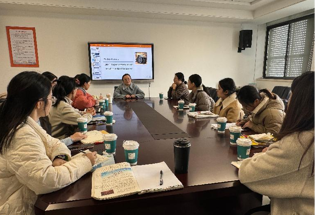 助力新教师成长 凝心聚力共前行——金山高级中学英语名师工作室2024年12月集体研修